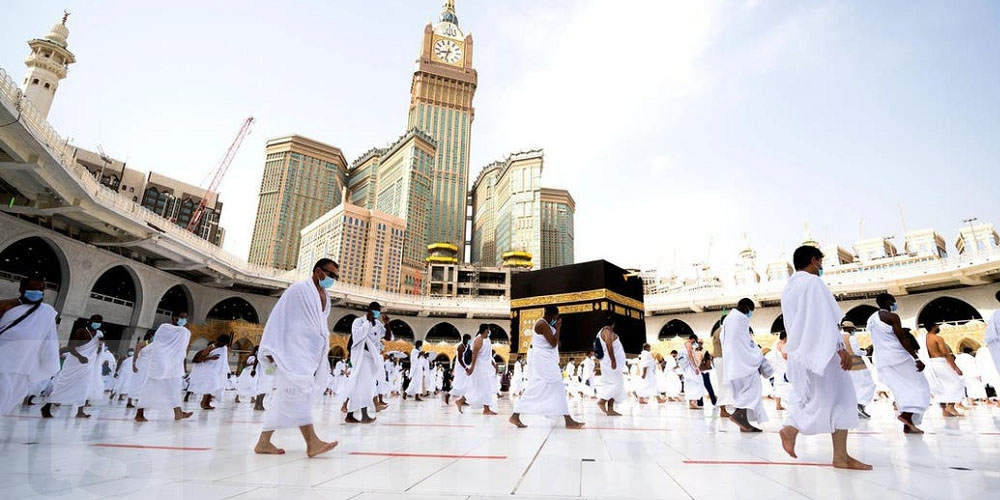 رئاسة الحرمين تحذر: هذا شنوا يلزم تعمل باش تحافظ على خشوعك في الجمعة